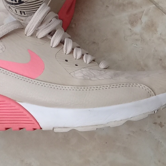 Nike Air Max - Picture 3 of 16